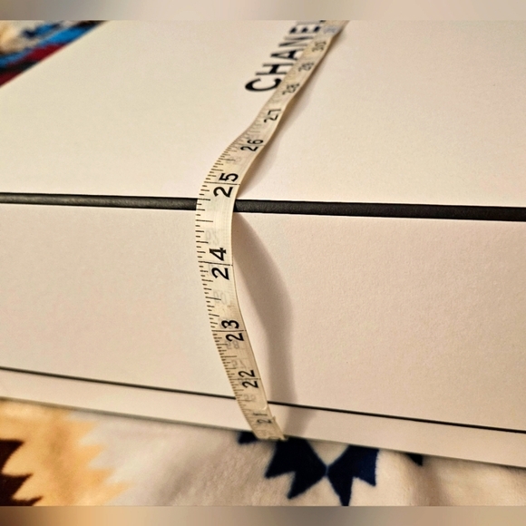 Auth Chanel White Logo Signature Gift Box Handbag Purse Bag Travel Storage Large - Picture 9 of 11